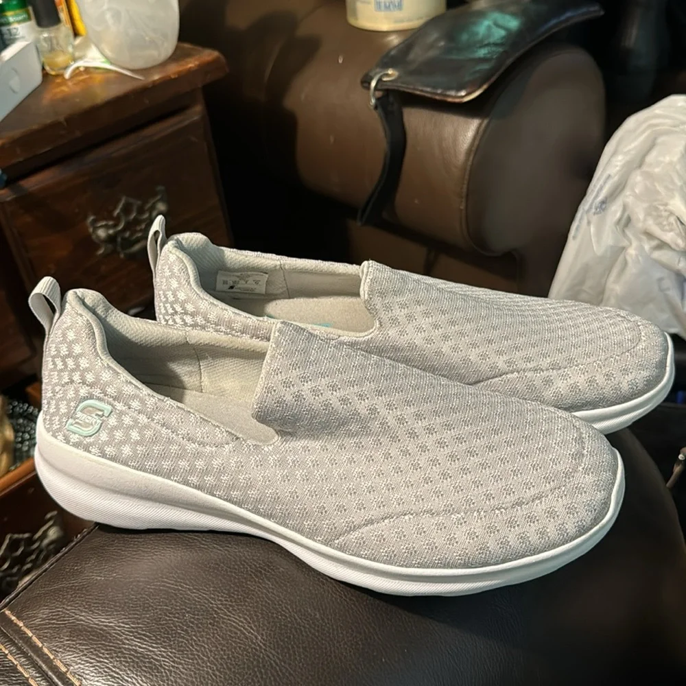 Sketchers S Sport memory foam shoes light gray size 9.5 9-1/2 - Picture 4 of 14